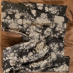 Black & Cream Tie-Dye Active leggings